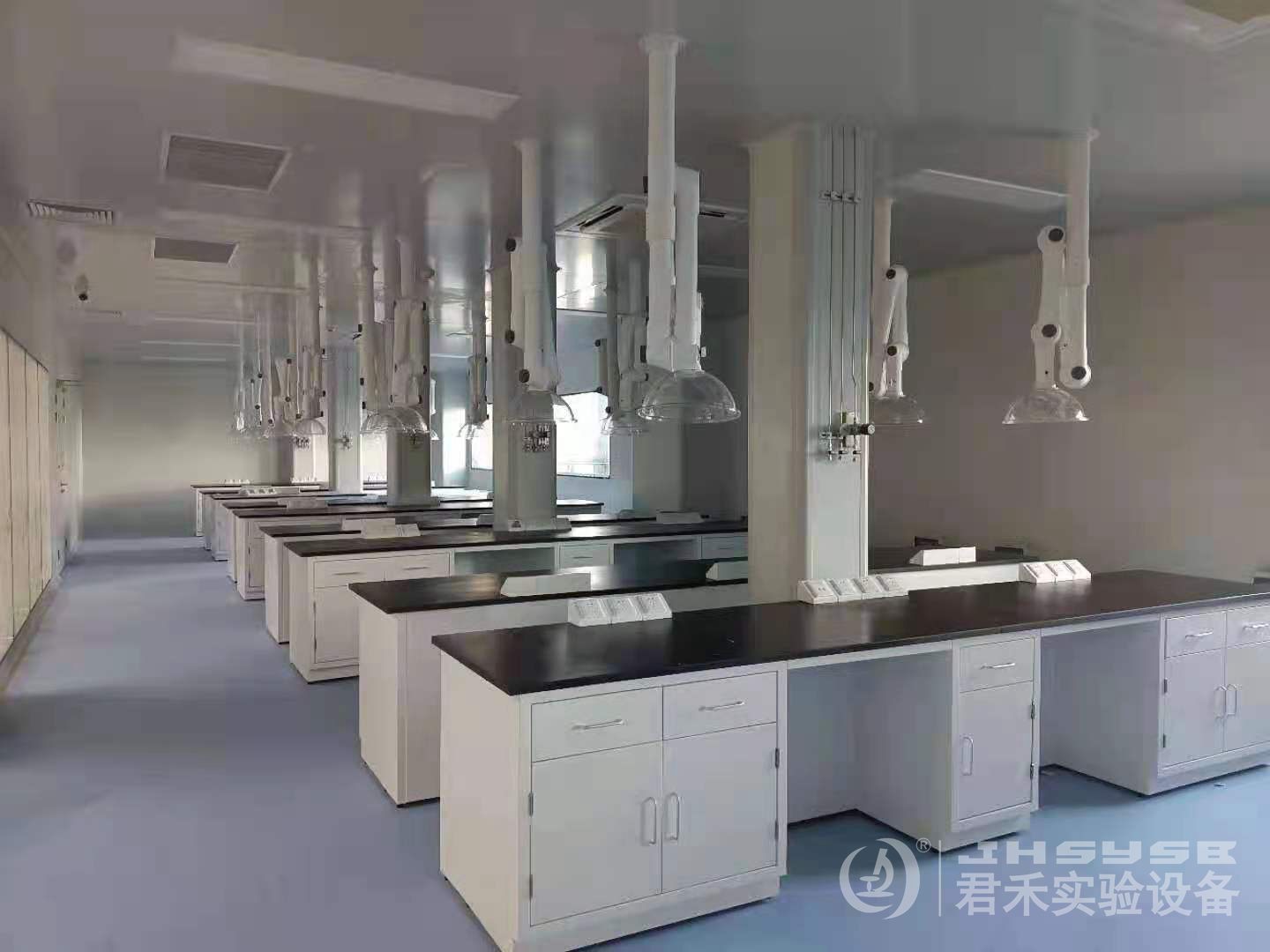 全钢实验台2.jpg